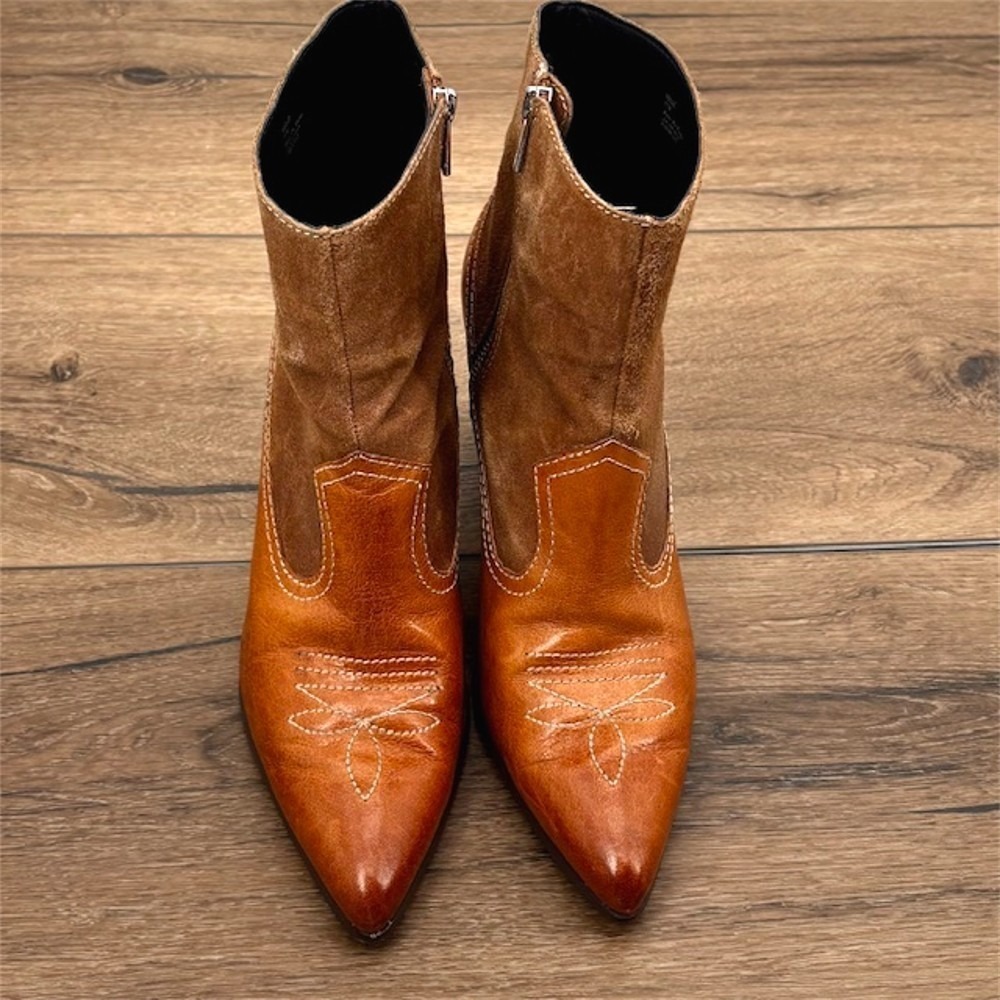 Donald Pliner Velle Women's Size 11 Brown Leather & Suede Western Ankle Booties - Picture 2 of 9